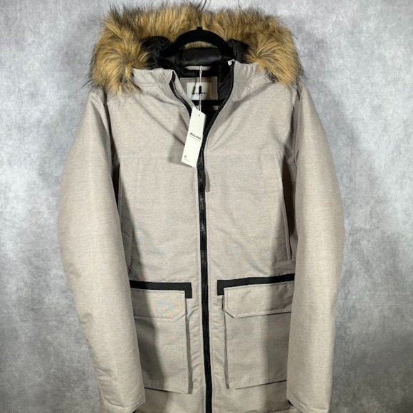 New with Tags Men's Jack & Jones Winter Jacket with Faux Fur Hood - Size Large! - Picture 2 of 2